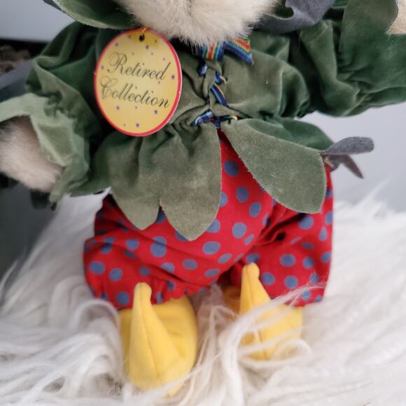 Vintage Muffy VanderBear Hoppy VanderHare Santa's Workshop Stuffed Toy - Picture 5 of 9